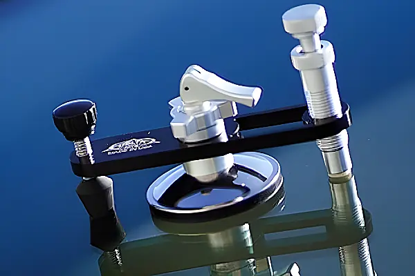 Glass Ding completes quick windshield repairs with purpose-built instruments.